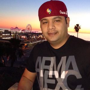 Meet your Posher, Alvaro